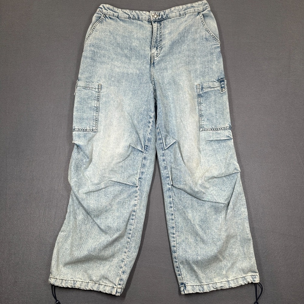 Divided Jeans Womens L Blue Light Wash Denim Relaxed Fit Baggy Style Cargo